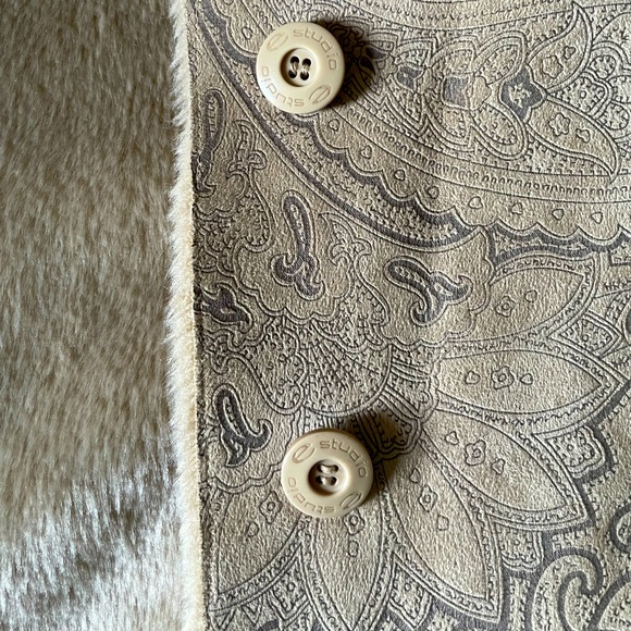 eStudio Faux Fur Beige Suede Jacket with Floral Print Size Medium - Picture 10 of 13